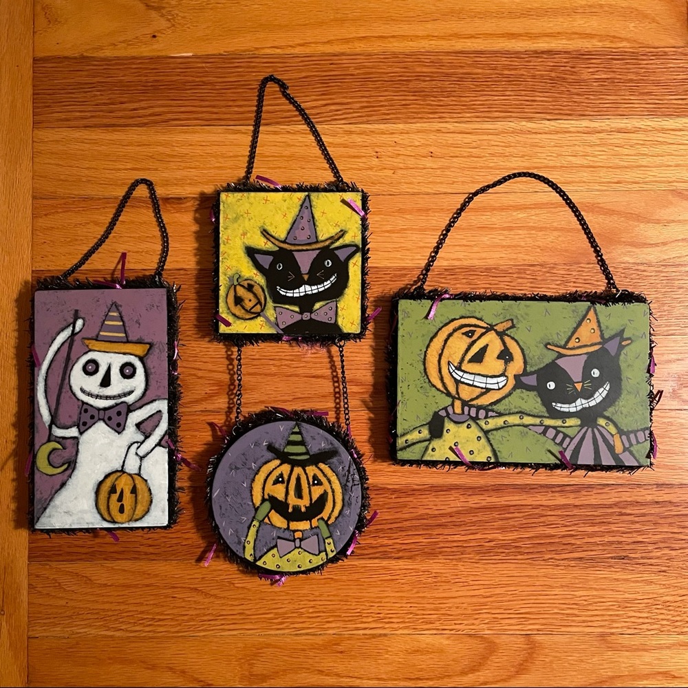 Halloween Wall Decor —set of 3 plaques